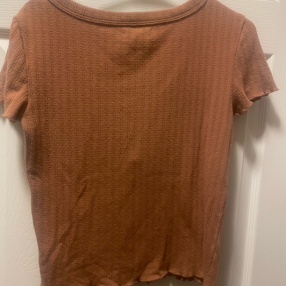 🔥American Eagle crop top - Picture 3 of 3